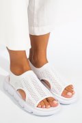 SANDALE WHITE 2SP207