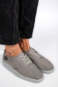 TENISI GREY 8SP775