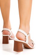 SANDALE WHITE TSPH243